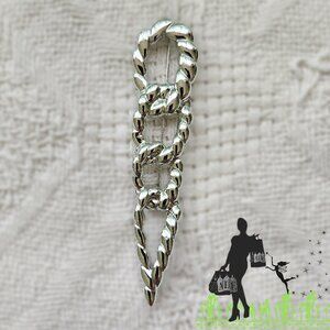 BFD Silver Toned Vintage Icicle Shaped Rope style Pin